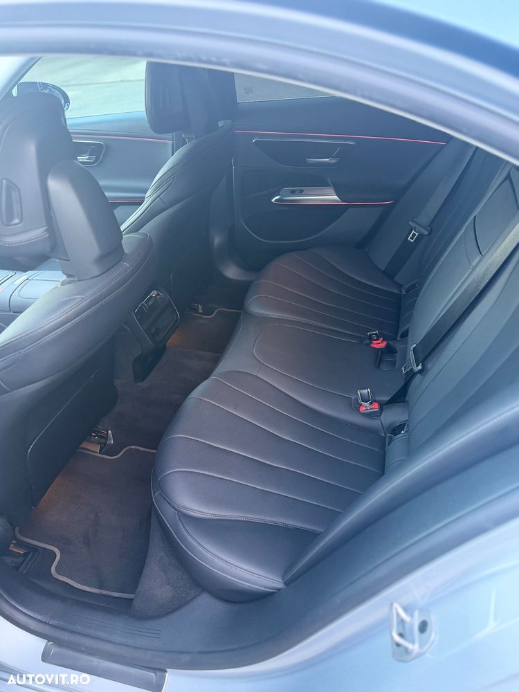 Mercedes-Benz E 220 d MHEV - 3
