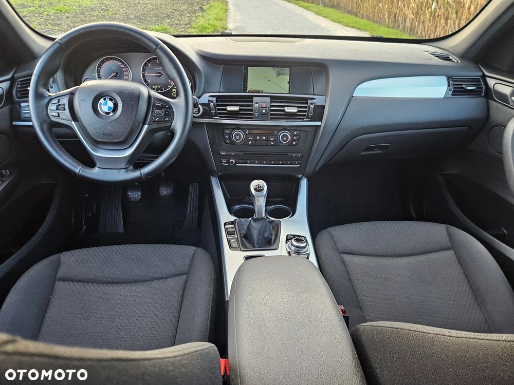 BMW X3 xDrive20d - 8