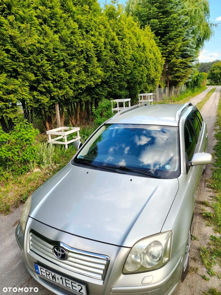 Toyota Avensis 1.8 VVT-i Combi - 3