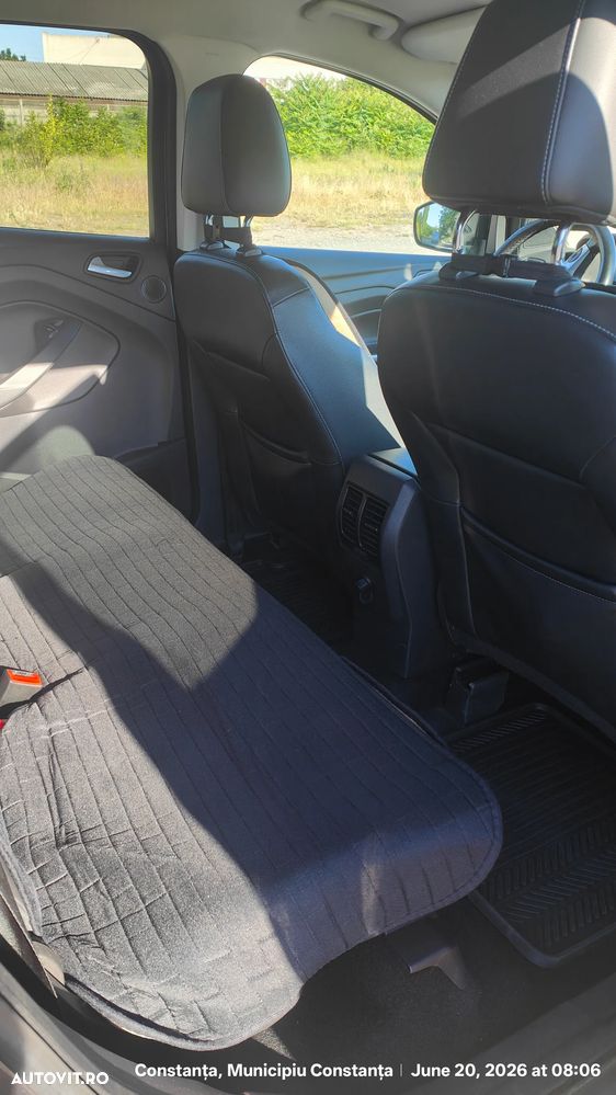 Ford Kuga 2.0 TDCi 4WD Powershift Titanium - 5