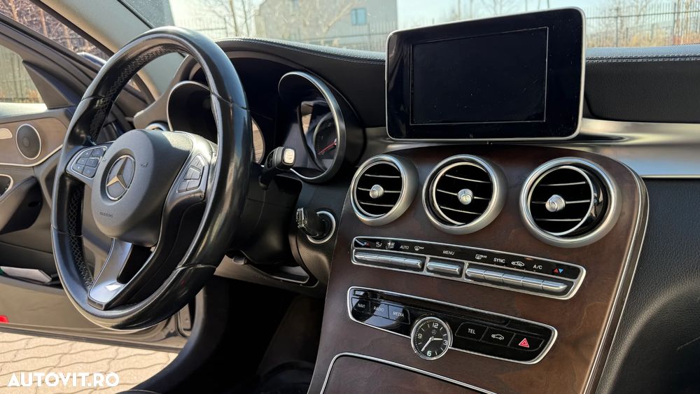 Mercedes-Benz C 220 d 4MATIC Aut. - 17