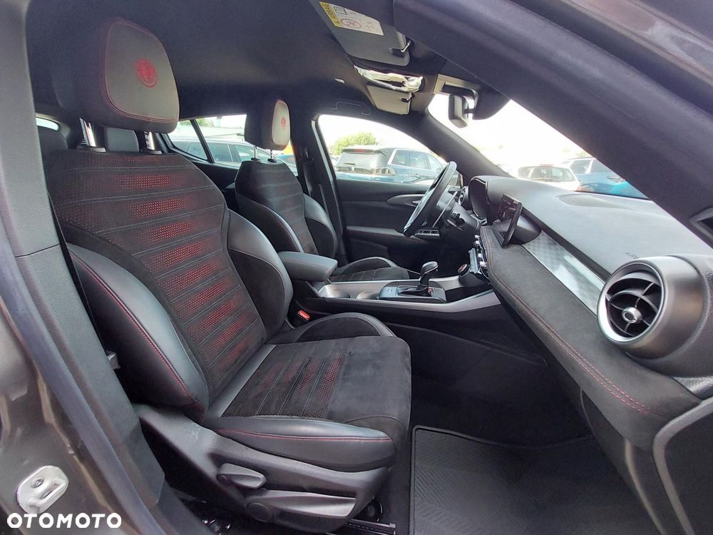 Alfa Romeo Tonale - 12