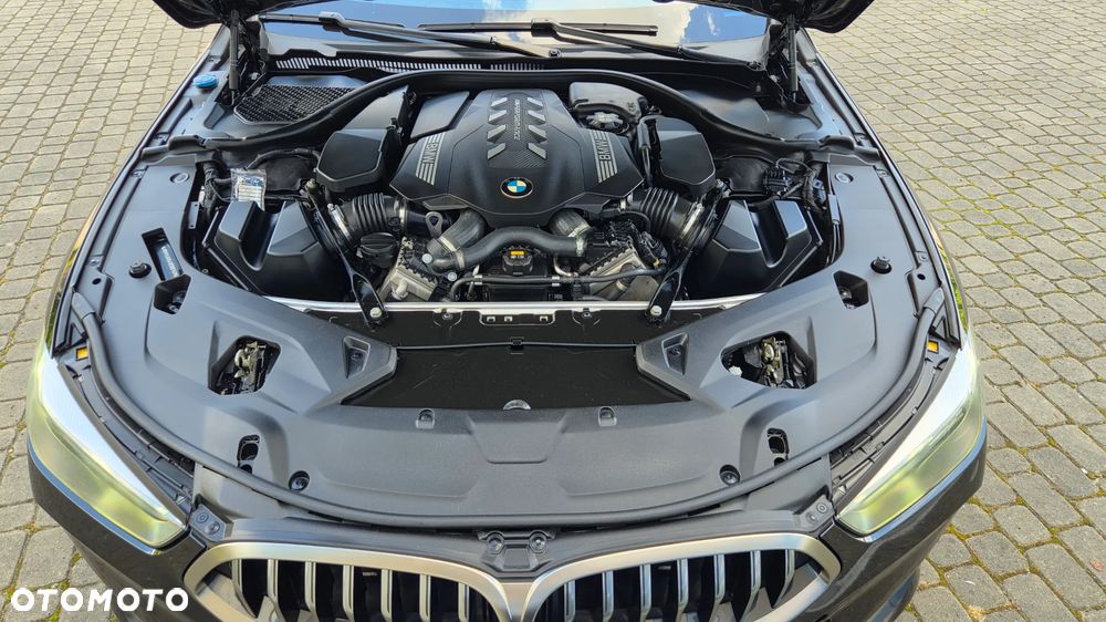 BMW Seria 8 M850i xDrive - 19