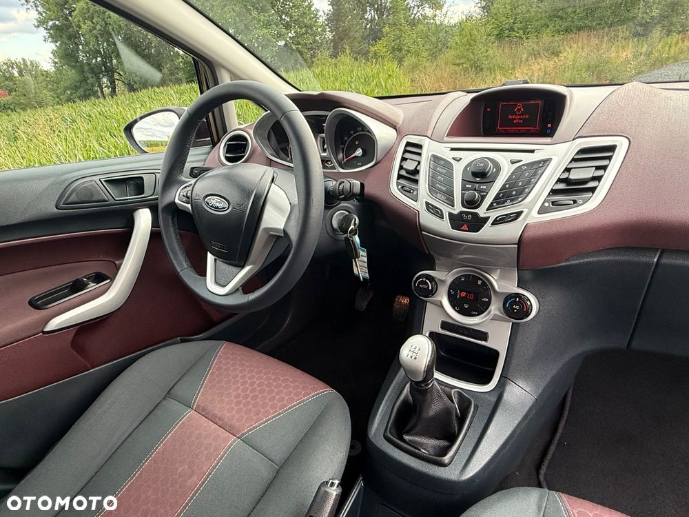 Ford Fiesta 1.4 Titanium - 15