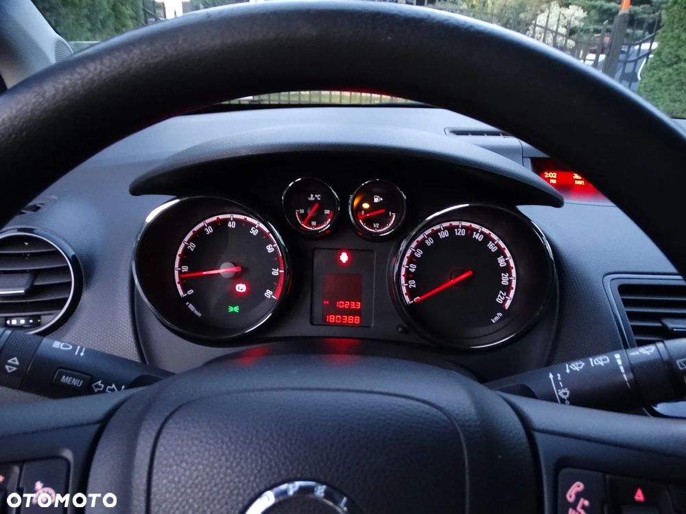 Opel Meriva - 10