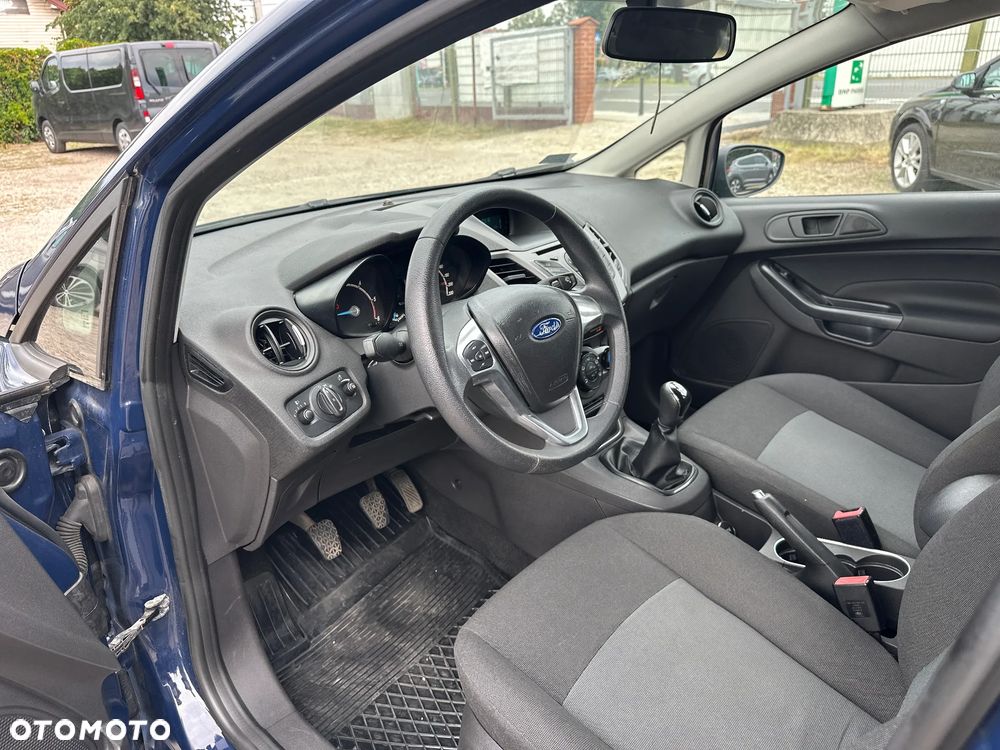 Ford Fiesta - 15