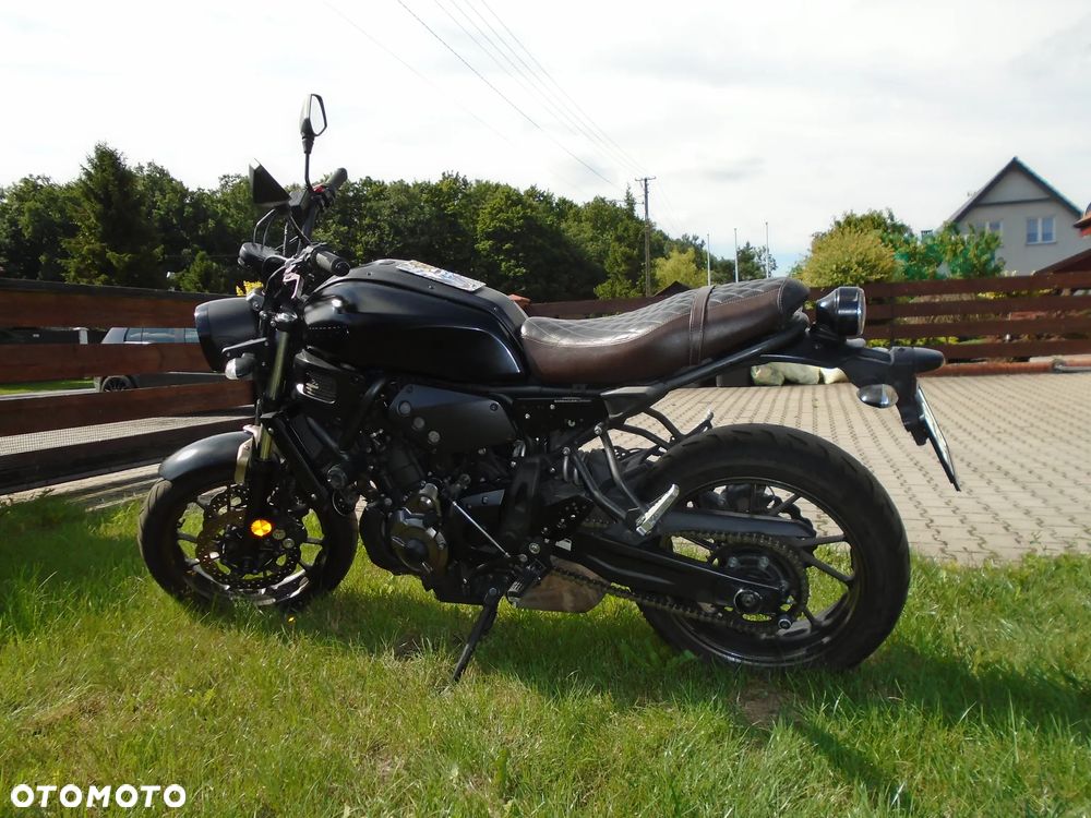 Yamaha XSR - 11