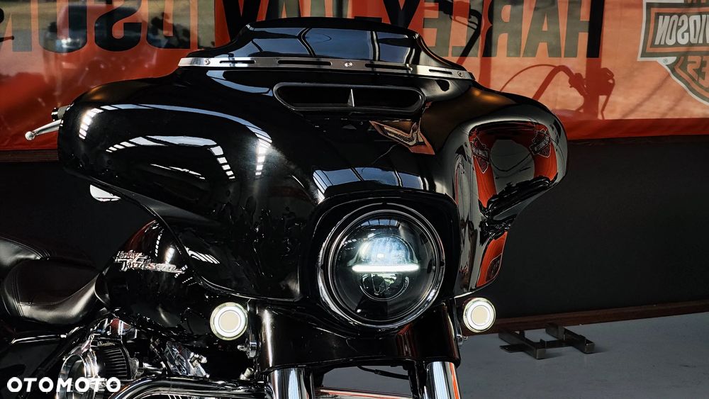 Harley-Davidson Touring Street Glide - 20