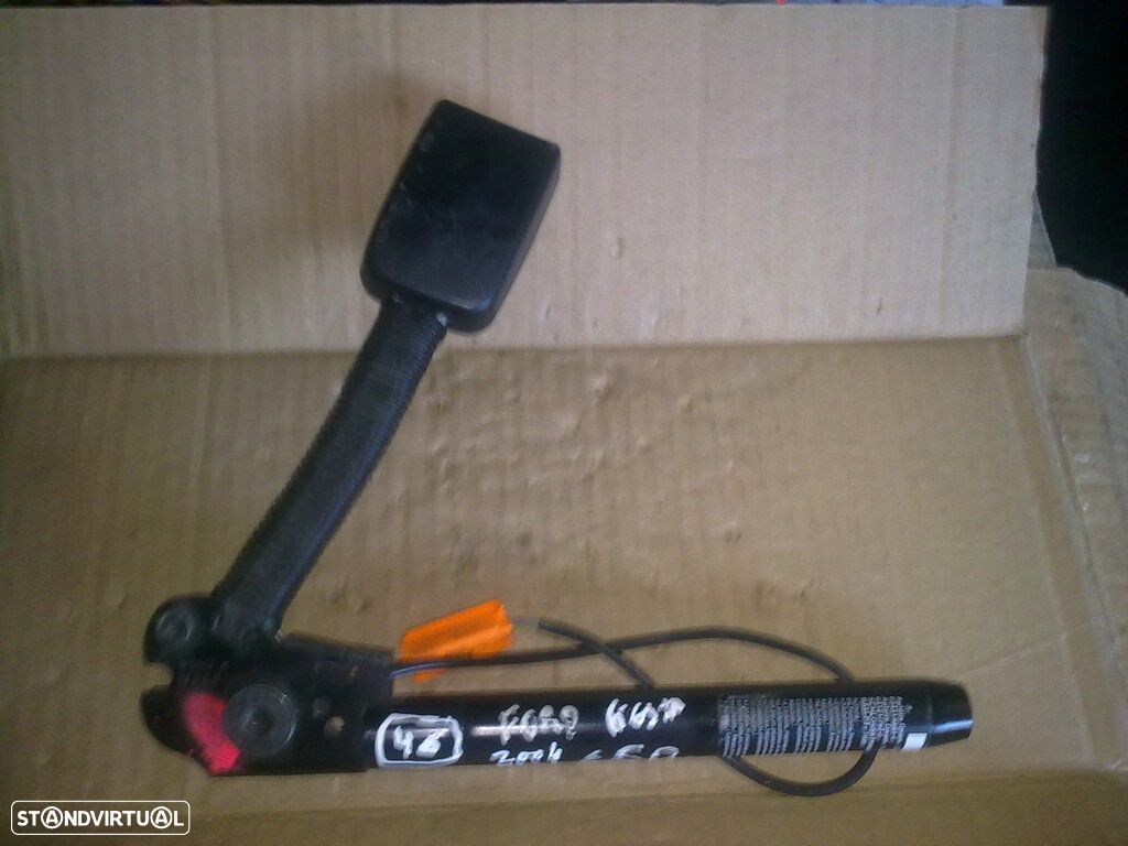 Pre-Tensor 2S6AA61209AC FORD FIESTA 2004 ESQUERDO - 1