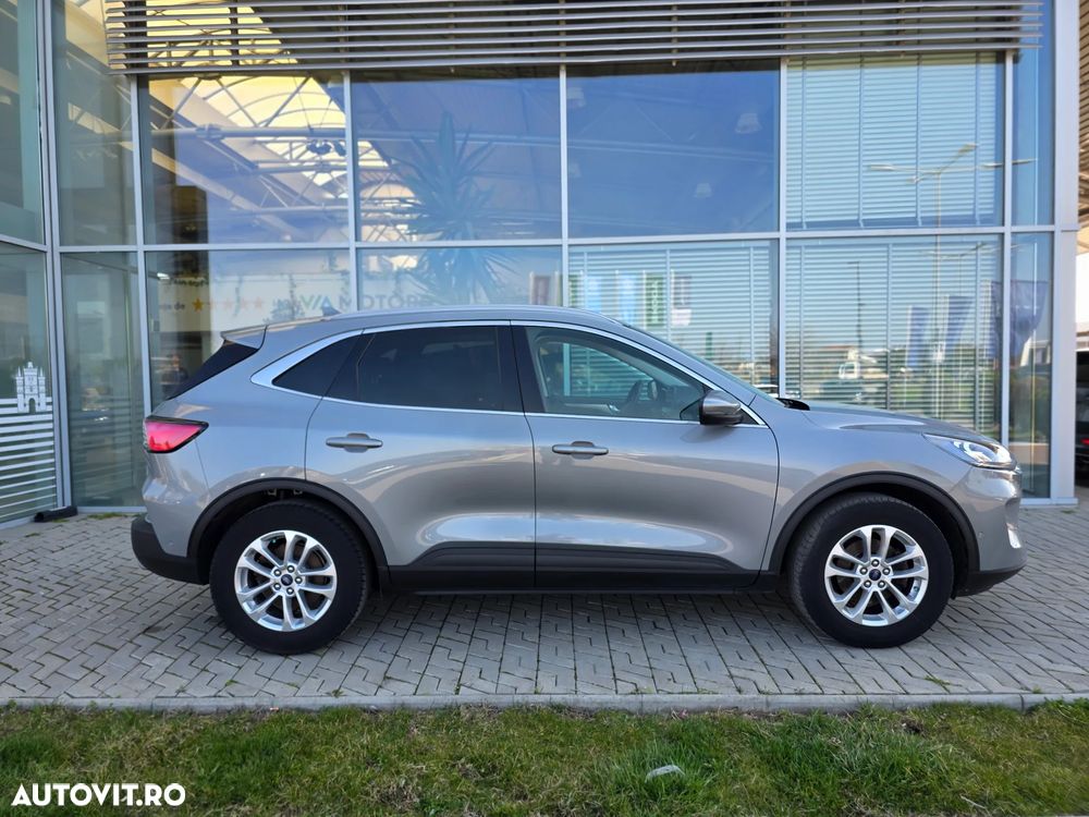 Ford Kuga 1.5 EcoBoost FWD Titanium - 6