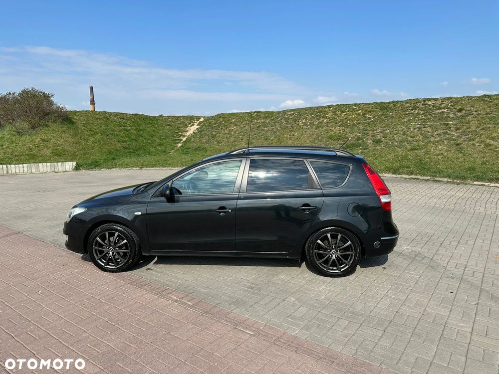 Hyundai i30 i30cw 1.6 Edition Plus - 8