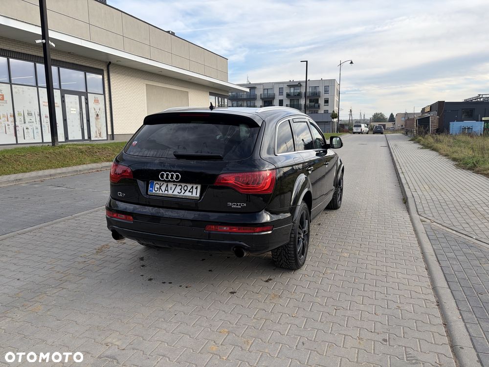 Audi Q7 - 3
