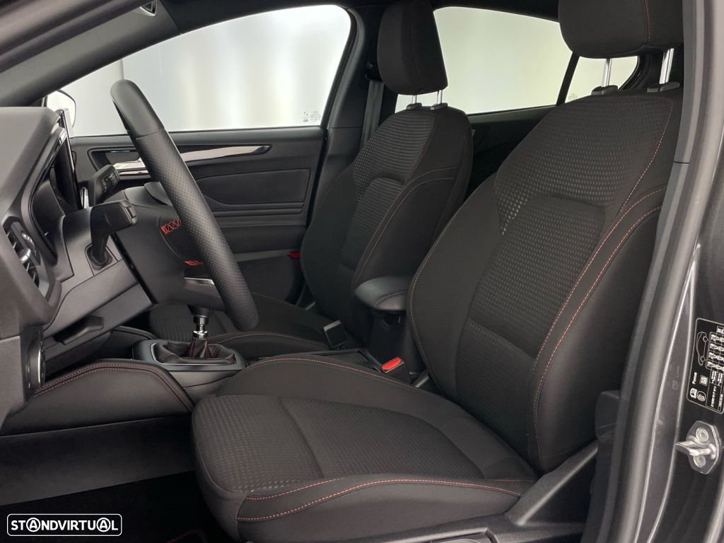 Ford Focus 1.0 EcoBoost MHEV ST-Line X - 19