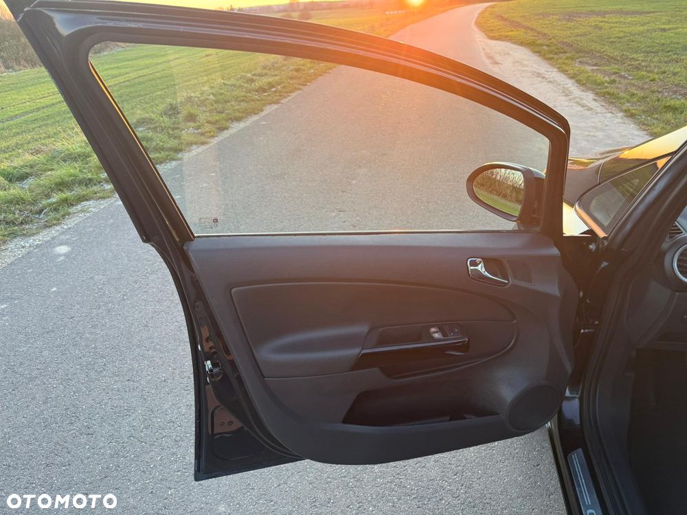 Opel Corsa 1.2 16V Selection 110 Jahre - 20