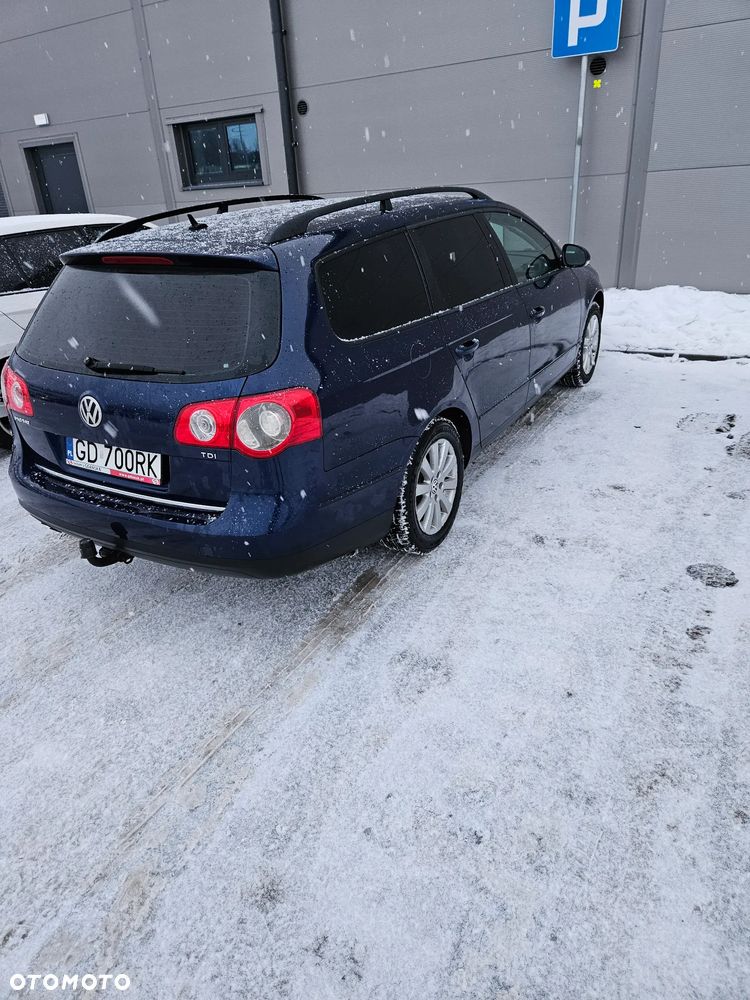 Volkswagen Passat 1.9 TDI Comfortline - 2