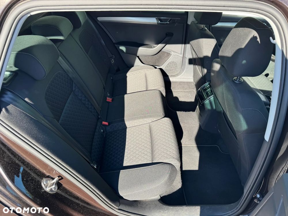 Skoda Superb 2.0 TDI Ambition - 10