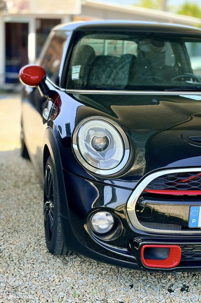 MINI 3 Portas Cooper SD - 18