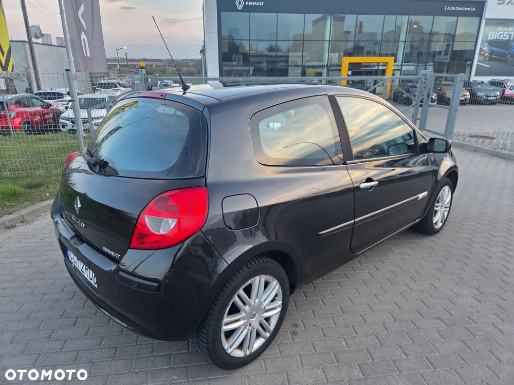 Renault Clio - 3