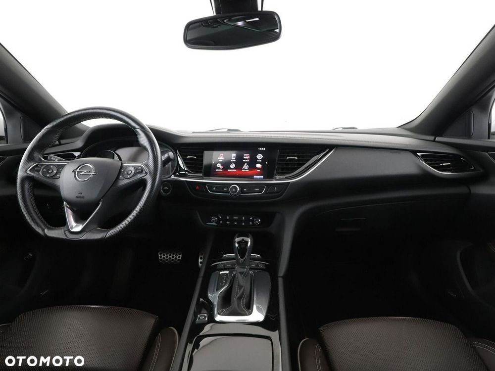 Opel Insignia 2.0 T 4x4 Innovation S&S - 16