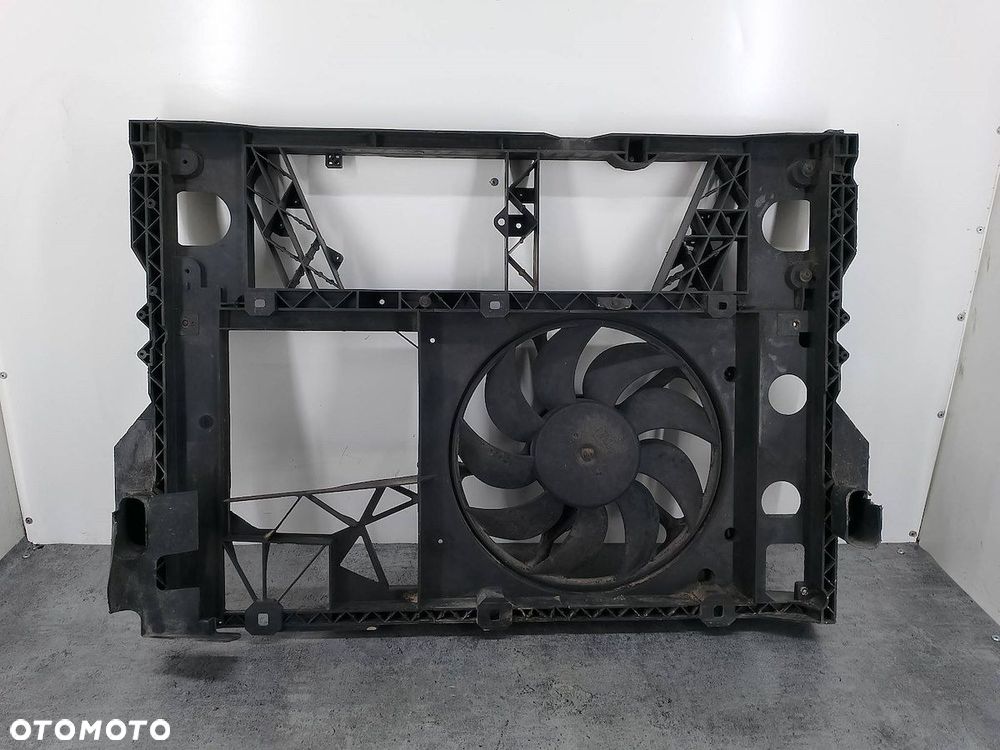 WENTYLATOR CHŁODNICY RENAULT MASTER II 8200058463 2.5 DCI - 4