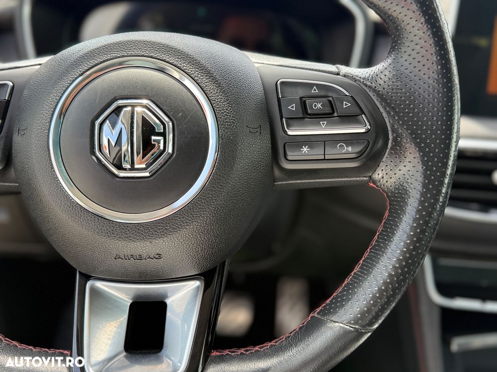 MG EHS 1.5 T-GDi AT PHEV Exclusive - 7