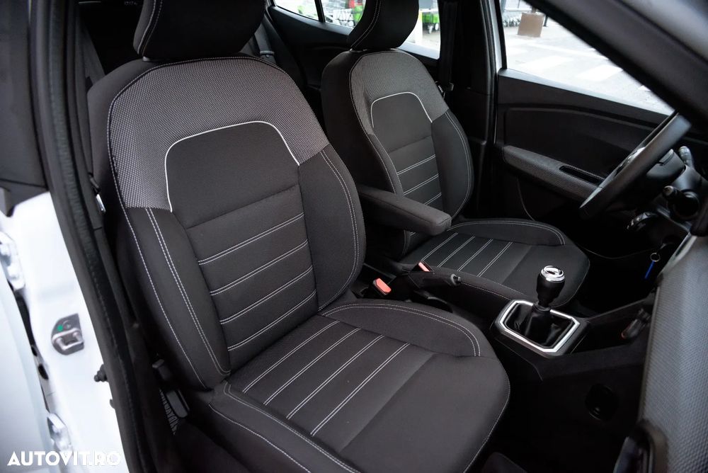 Dacia Logan TCe 90 MT6 Comfort - 22