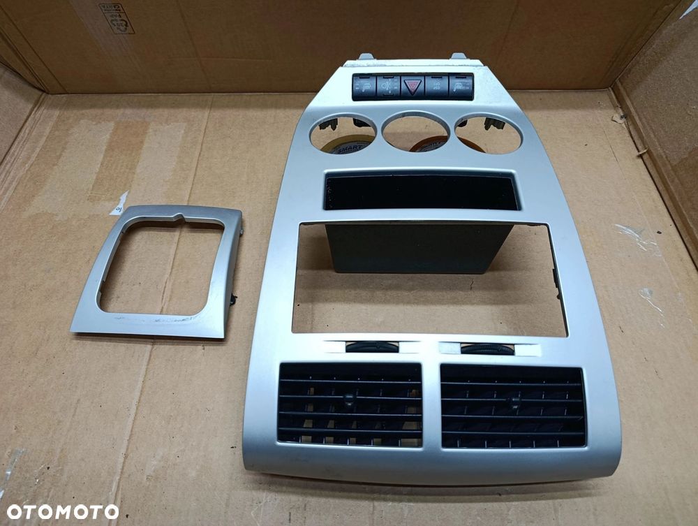 Caliber ramka radia panel środkowy ramka biegów komplet Dodge - 2