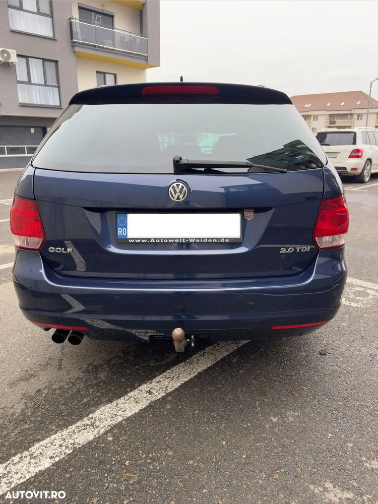 Volkswagen Golf - 6