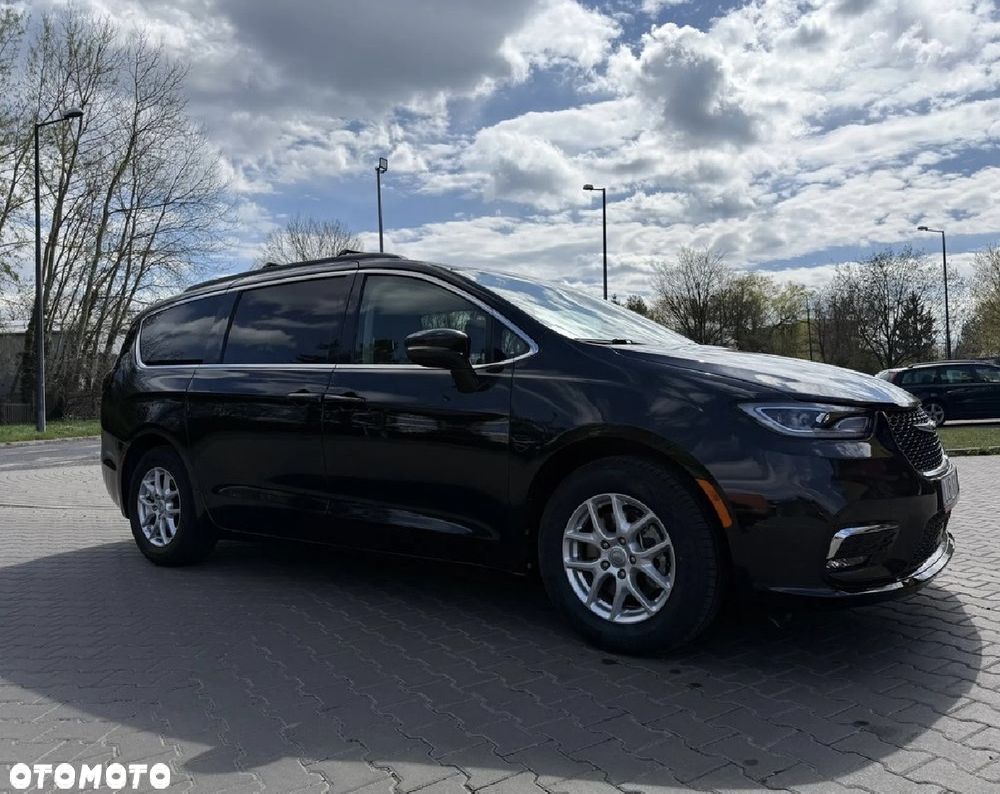 Chrysler Pacifica - 6