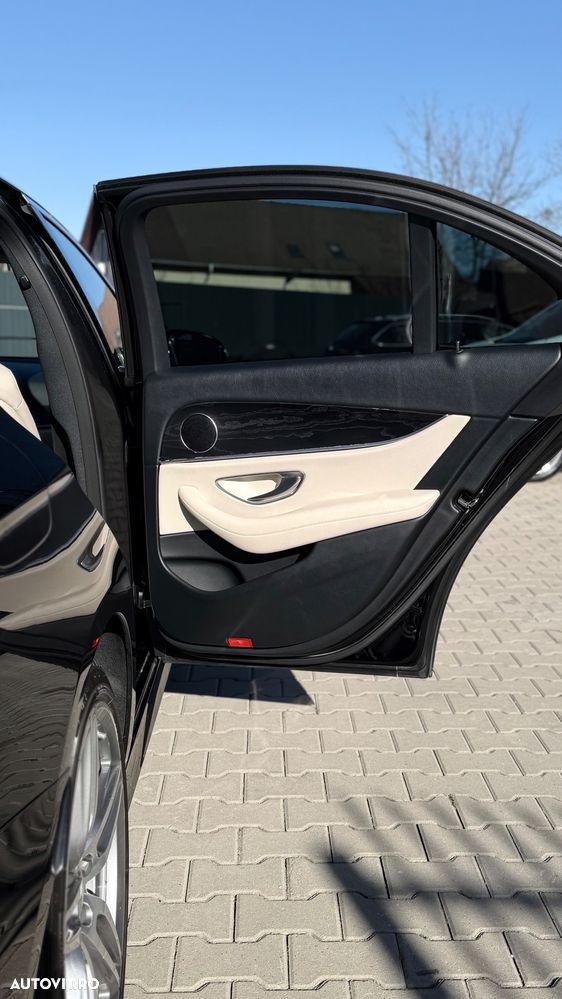 Mercedes-Benz E - 19