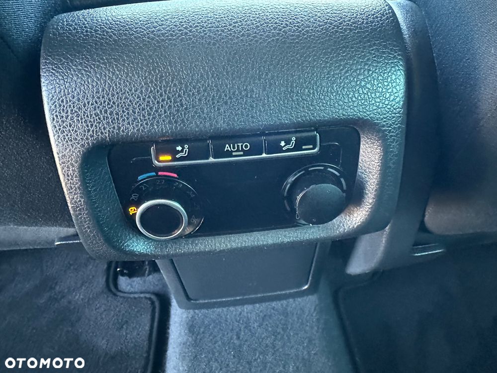 Volkswagen Sharan 2.0 TDI DPF BlueMotion Trendline - 19