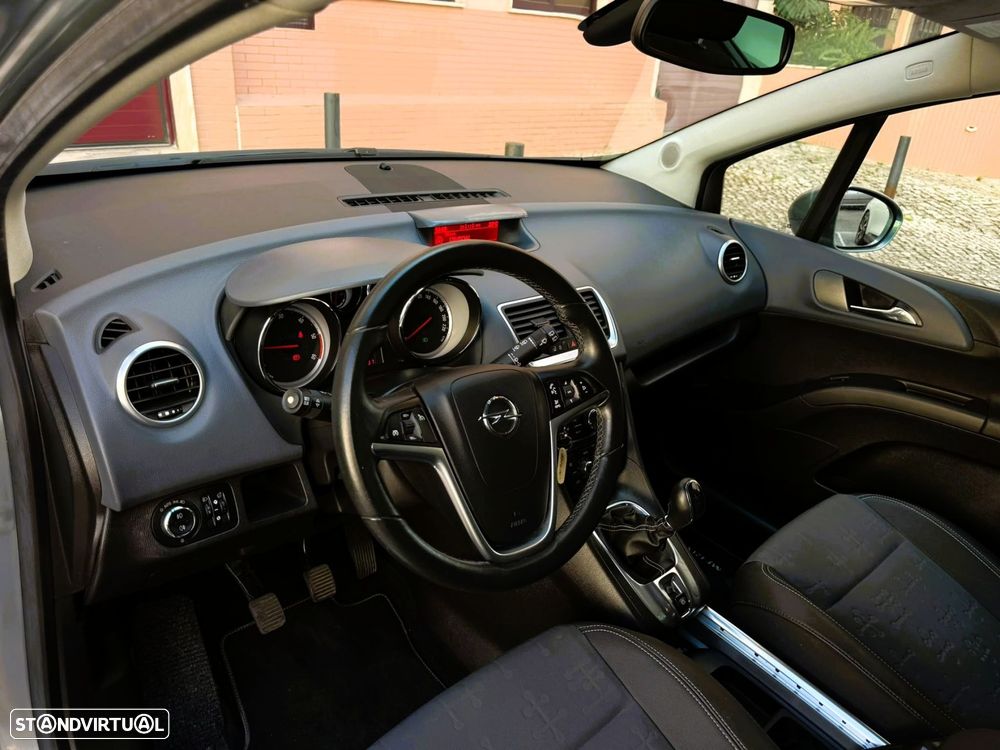 Opel Meriva 1.3 CDTi Cosmo S/S - 9