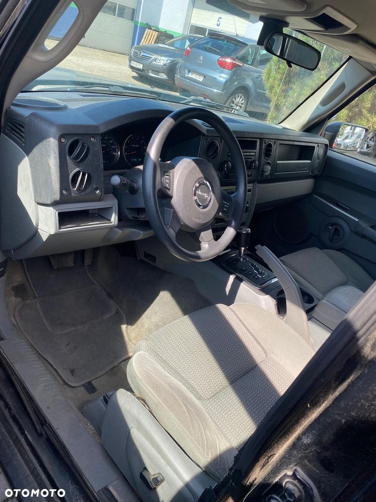 Jeep Commander 3.7 V6 - 4