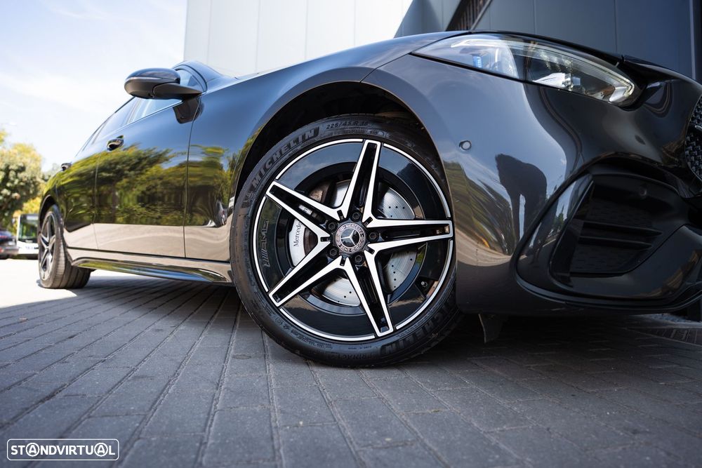 Mercedes-Benz C 300 e AMG Line - 28