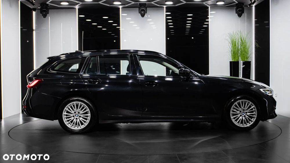BMW Seria 3 330e xDrive Sport Line - 8