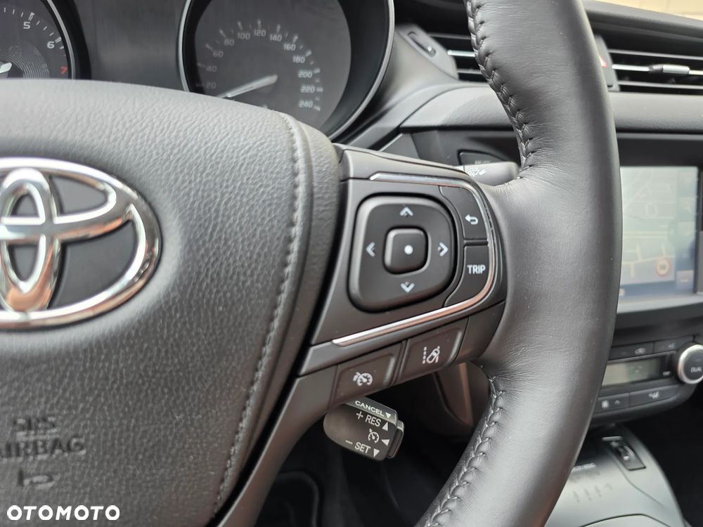 Toyota Avensis - 30