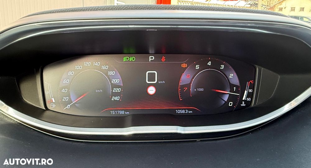 Peugeot 3008 1.6 THP EAT6 GT-Line - 32