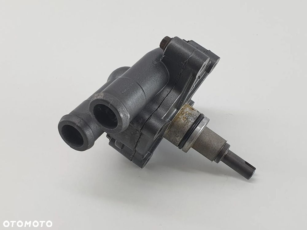 POMPA WODU OBUDOWA DEKIEL WIRNIK  BENELLI 302 - 3