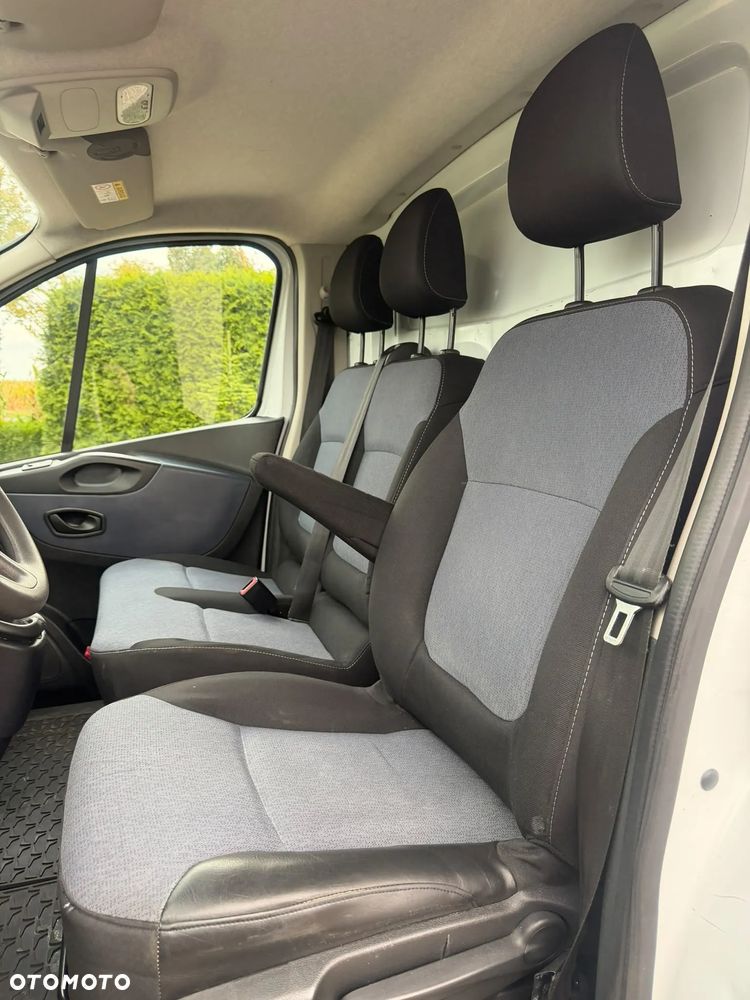 Opel Vivaro - 30
