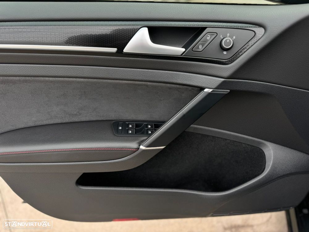 VW Golf GTI Clubsport DSG - 15