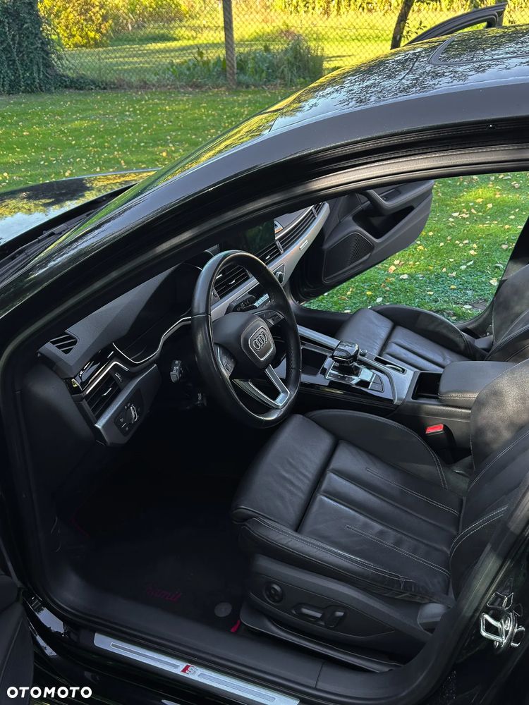 Audi A4 Limousine - 9