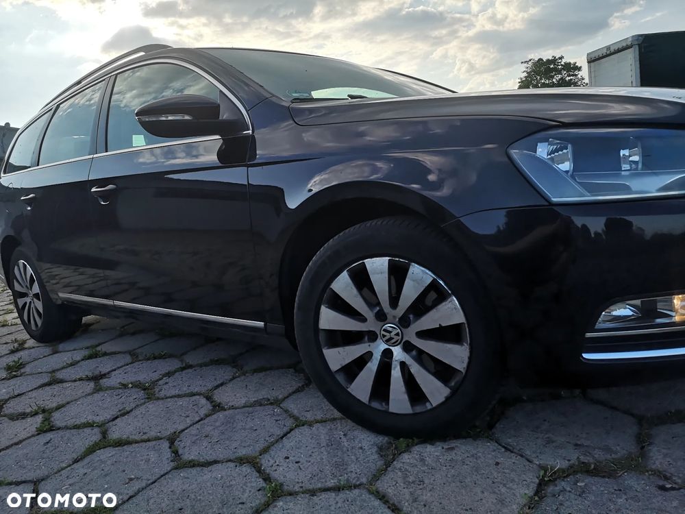 Volkswagen Passat 1.6 TDI DPF BlueMot Trendline - 2