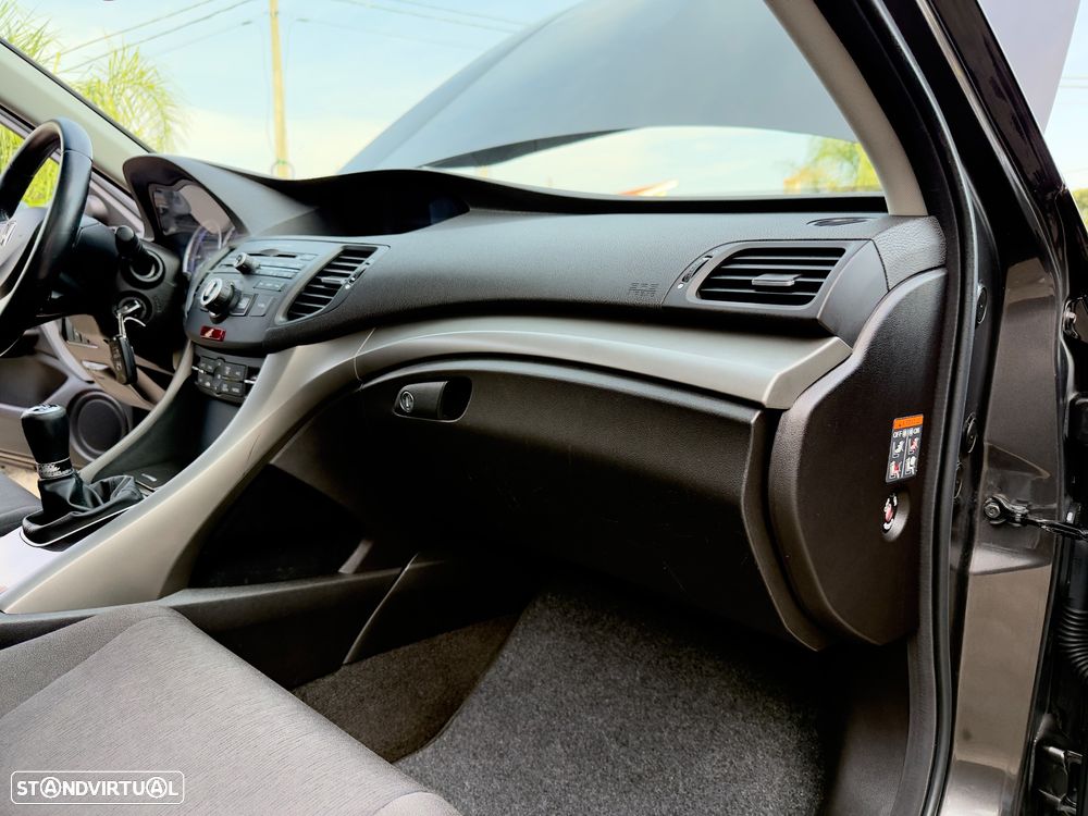 Honda Accord Tourer 2.2 i-DTEC Elegance - 53