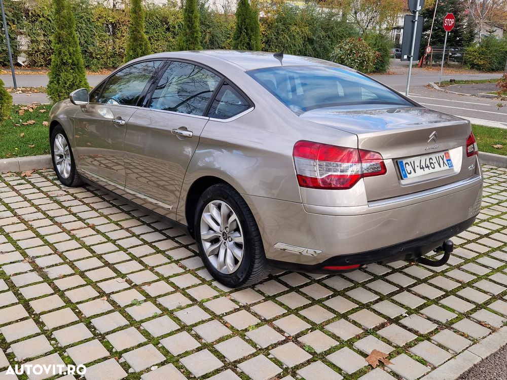 Citroën C5 2.0 HDI Susp H3+ Exclusive - 3