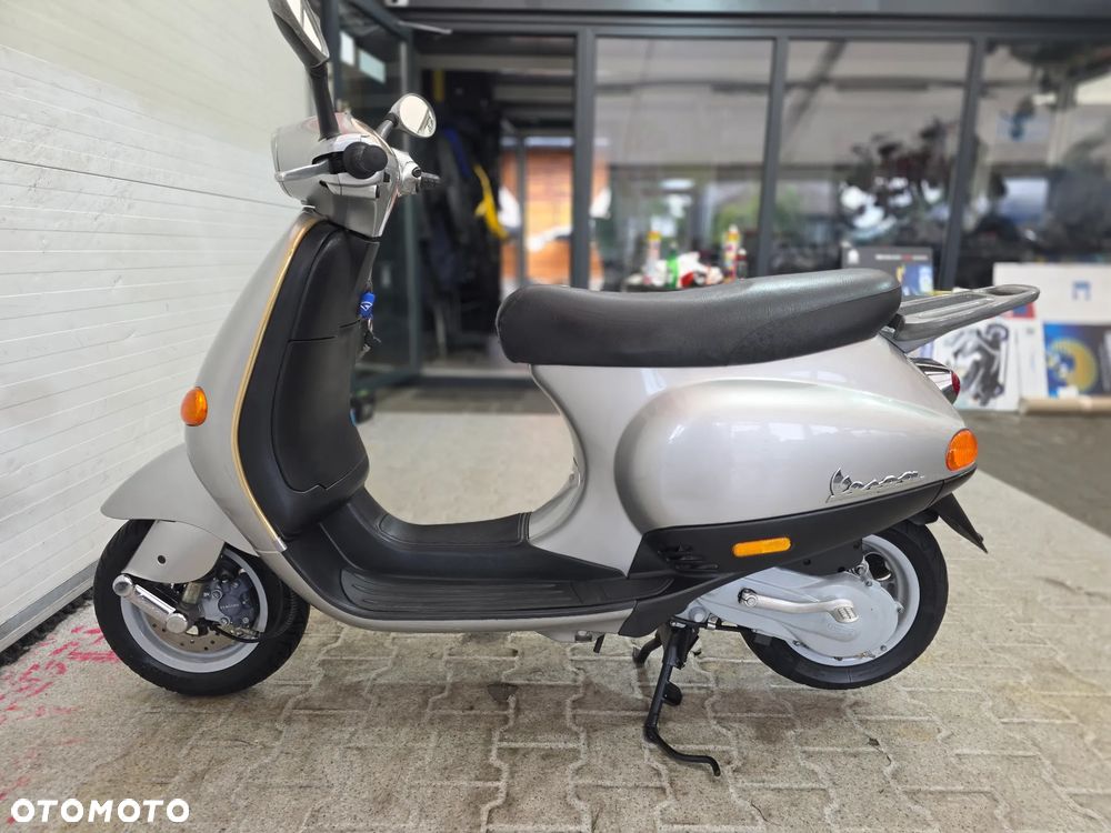 Piaggio Vespa - 19