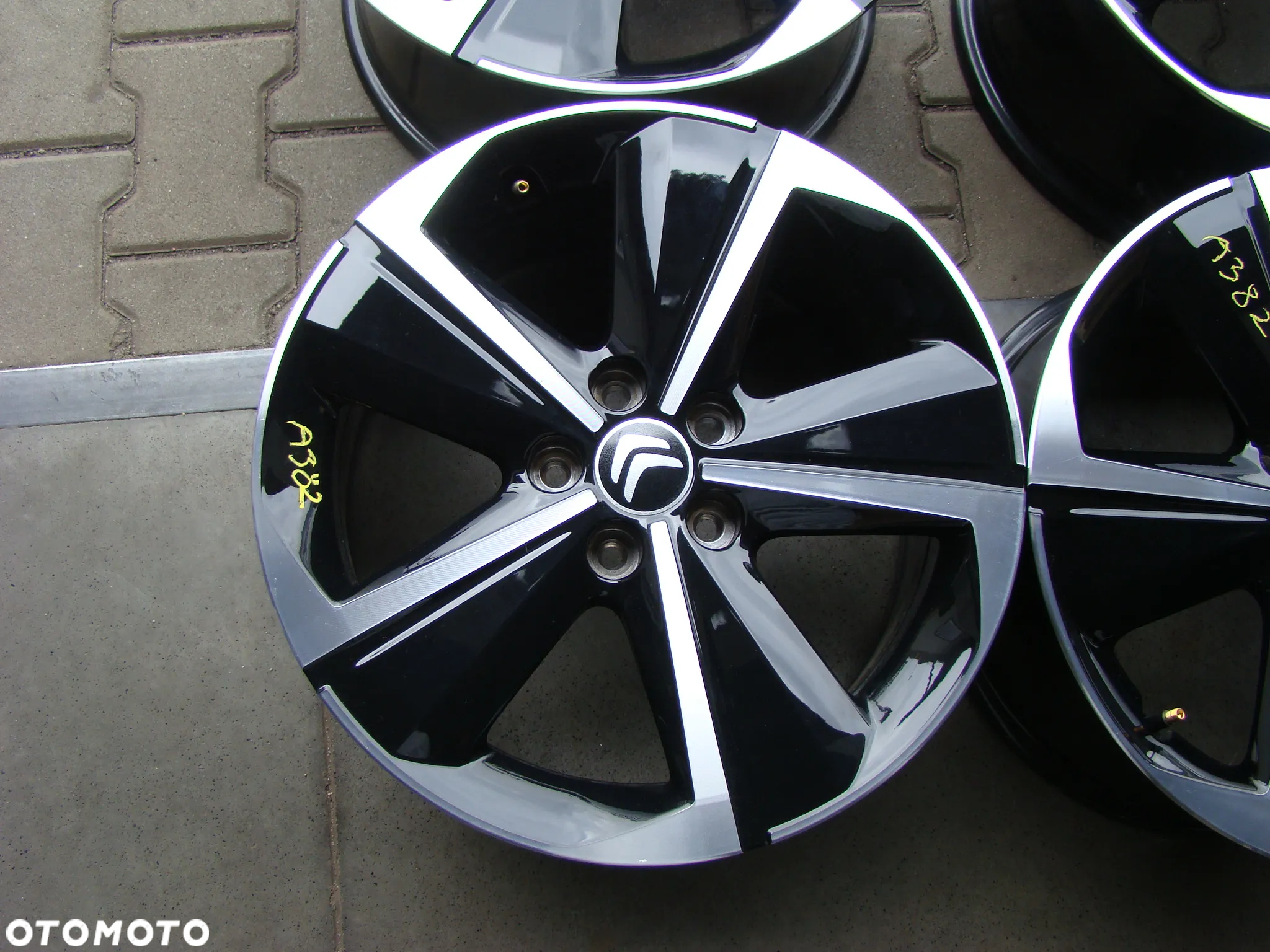 a382 5x108 Citroen Berlingo C5 Aircross C5 X C4 Grand Picasso 7,5jx17 et44 - 5