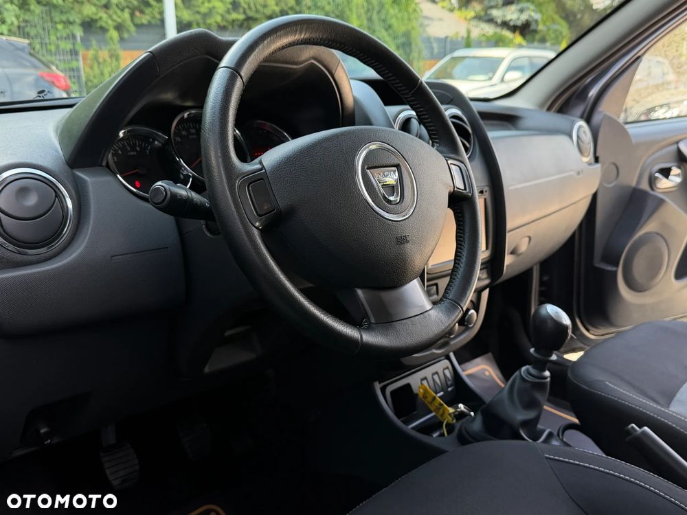 Dacia Duster dCi 110 FAP 4x2 Urban Explorer - 19
