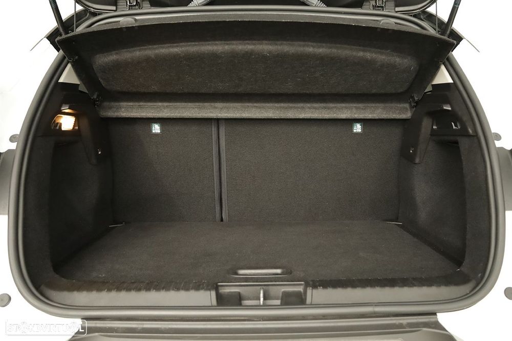 Renault Captur 1.0 TCe Techno Bi-Fuel - 26