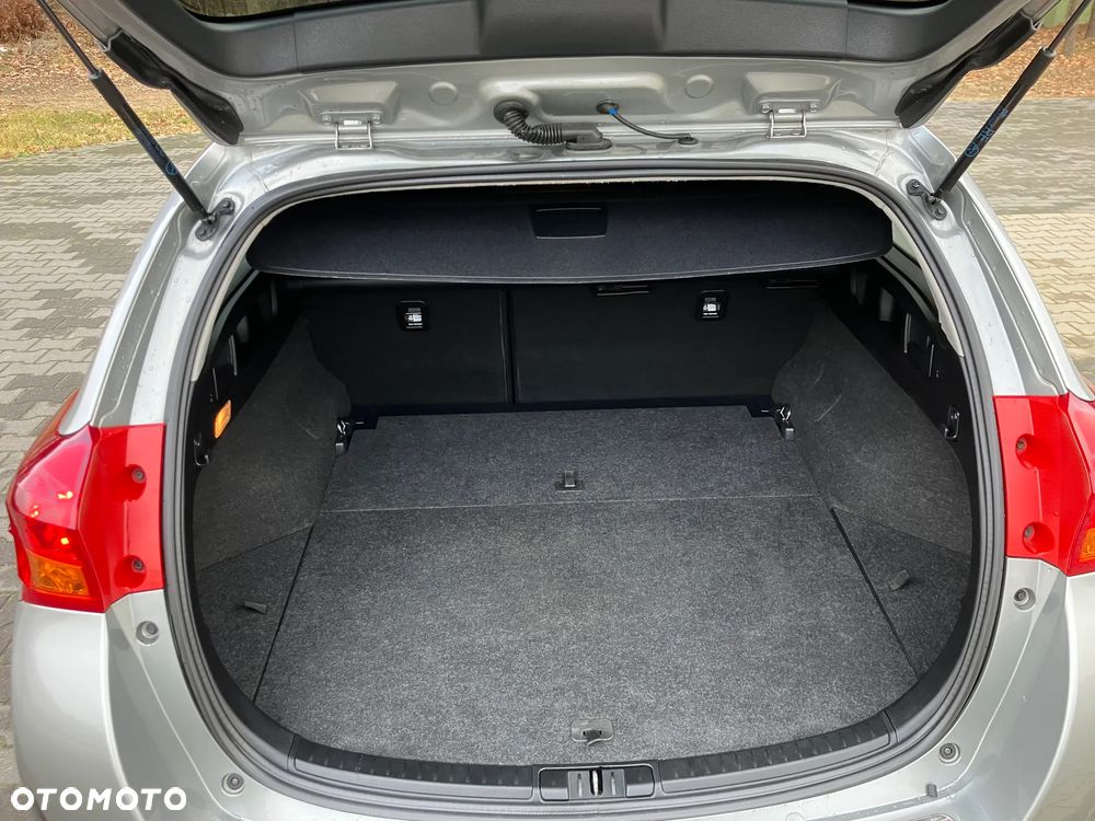 Toyota Auris 2.0 D-4D Executive - 39