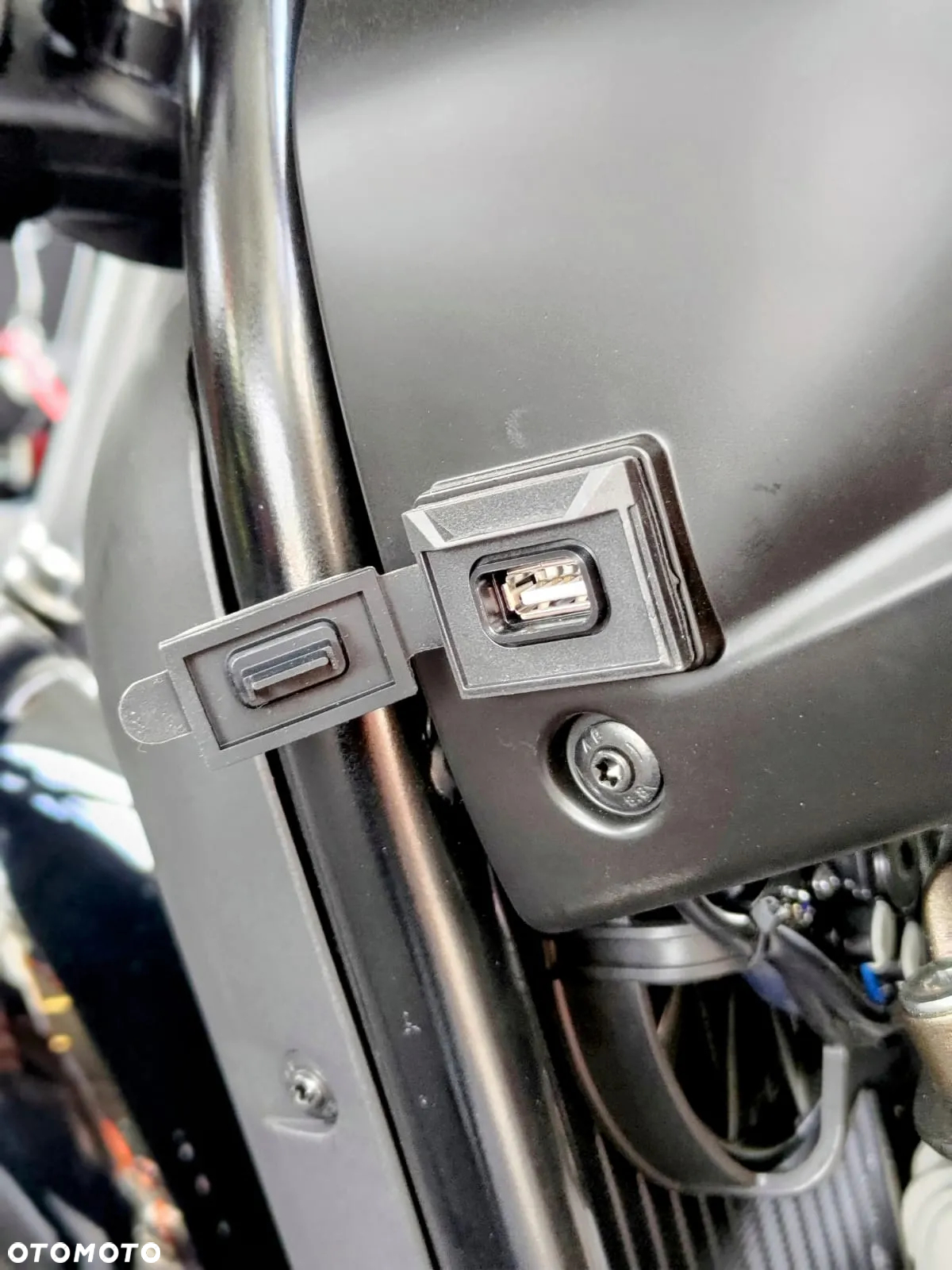 QJMOTOR SRV 125 - 5
